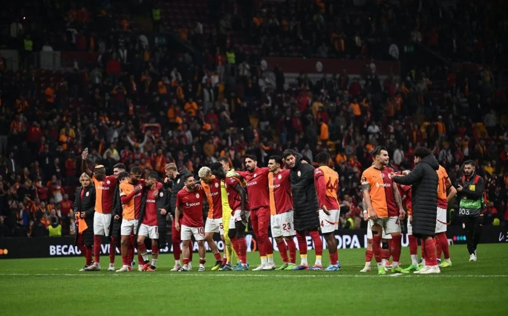 Galatasaray Bungkam Tottenham