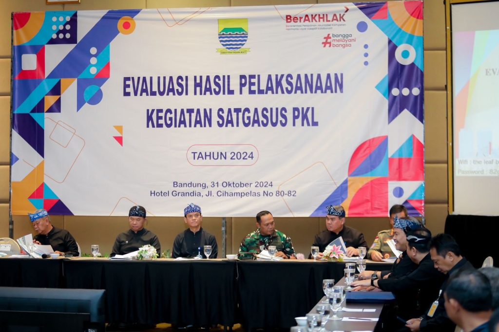 Pemkot Bandung Gelar Evaluasi Satgas PKL