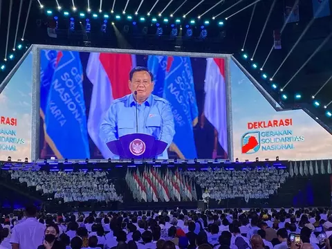 prabowo bagikan becak listrik