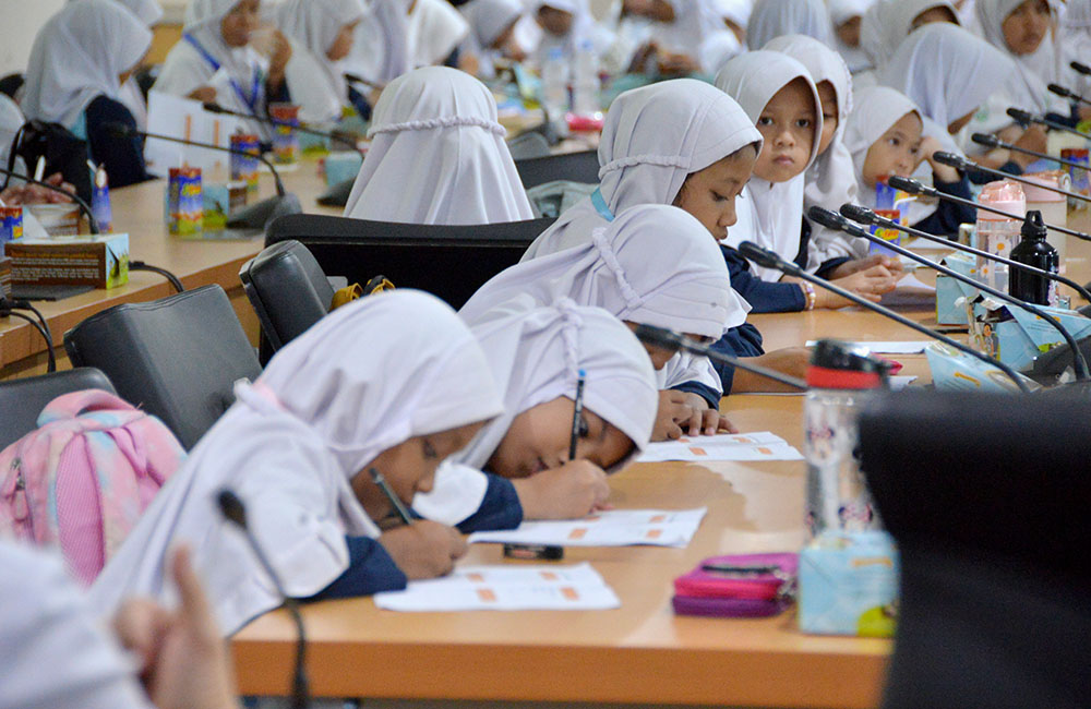 sekolah gratis jakarta