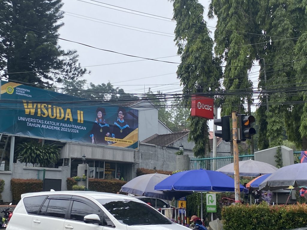 Kampus UNPAR Tetap Jalankan Wisuda