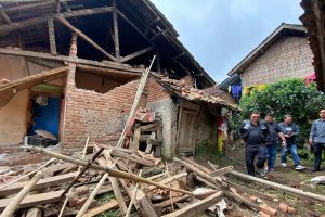 Gempa Garut 113 Rumah Rusak di Tujuh Kecamatan