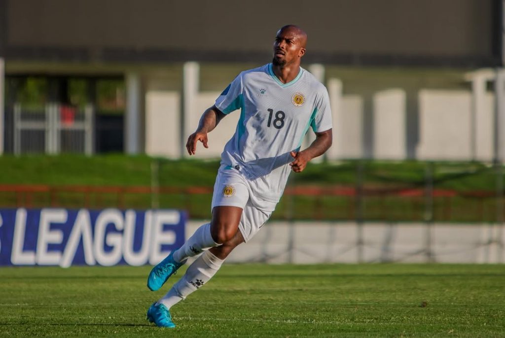 Gervane Kastaneer Resmi Gabung Persib