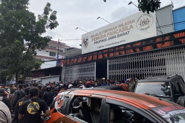 Bentrokan Ormas Bandung