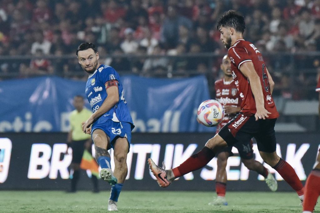 Persib Pertahankan Catatan Tak Terkalahkan di Kandang Bali United