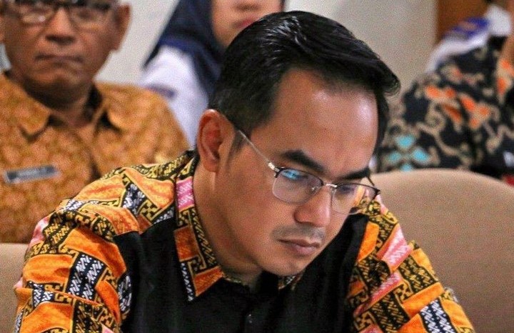 Korupsi Rp 15 Miliar