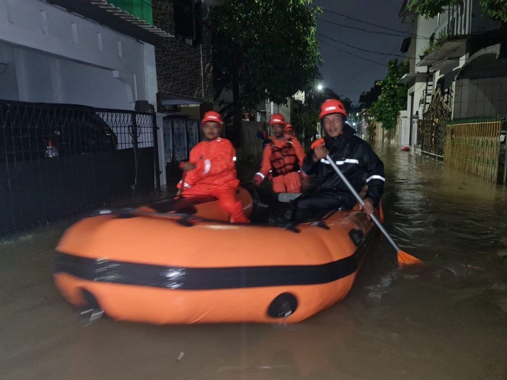 Jakarta Dikepung Banjir