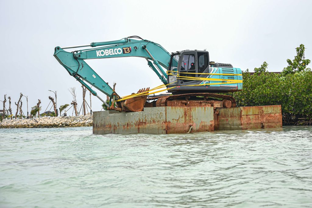 KLH Tindak Pengerukan Pasir Ilegal di Pulau Pari Kepulauan Seribu