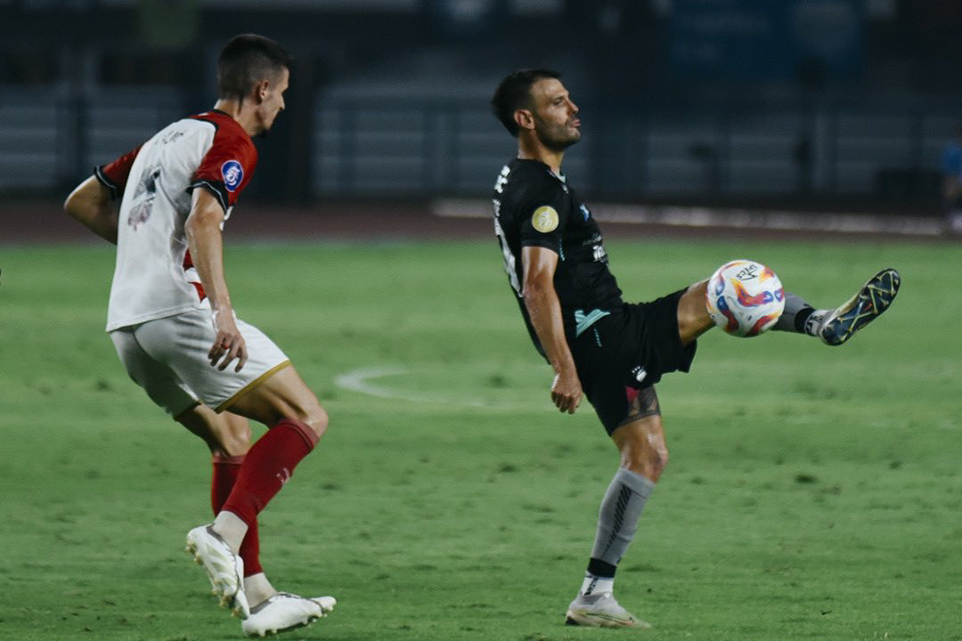 Persib Bandung dan Madura United Harus Puas Berbagi Angka