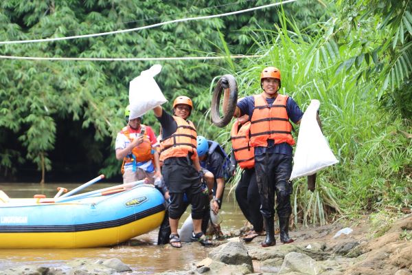 JNE Hari Sampah Nasional