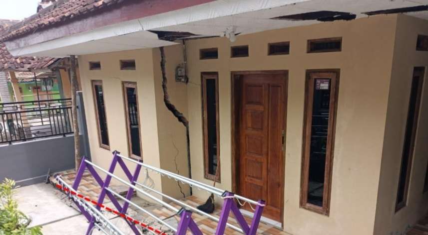 Rumah Terdampak Pergerakan Tanah di Tasikmalaya Bertambah