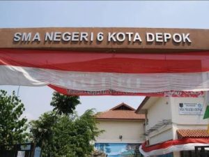 Kepala sekolah SMAN 6 Depok