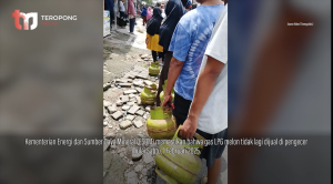 Viral! Antrean Panjang Warga di Tangerang Setelah LPG 3 Kg Dilarang Dijual di Pengecer