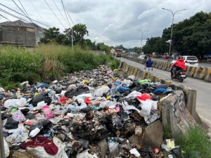 tempat sampah ilegal