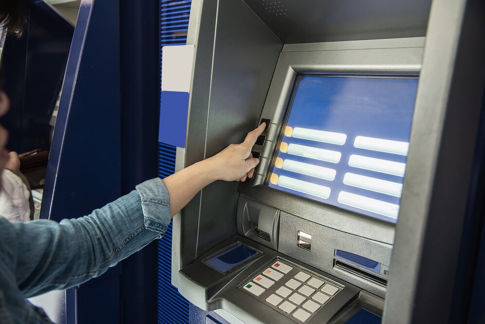 Modus ganjal ATM