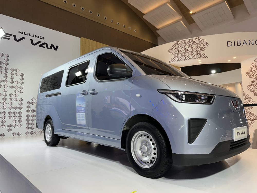 Wuling ev van