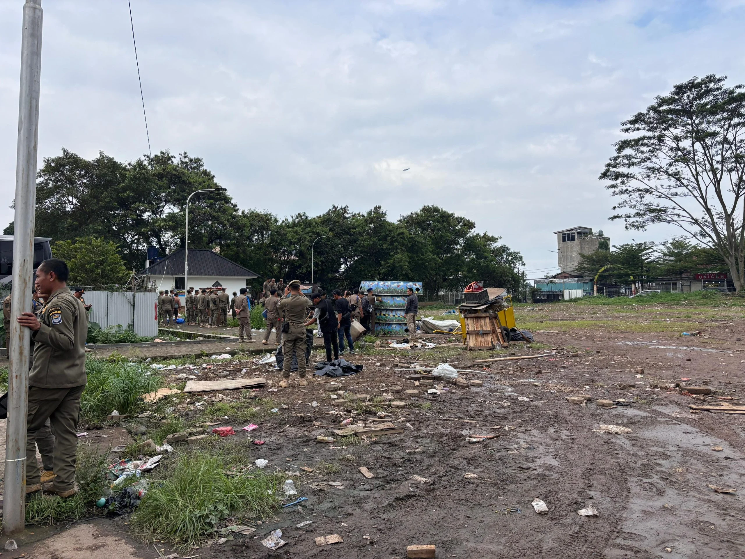 Langgar Aturan, Pemkot Bandung Segel Lahan Palaguna