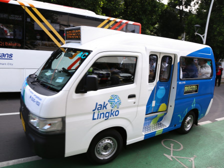 Angkutan Mikrotrans Jaklingko Tabrak 8 Pemotor di Cengkareng