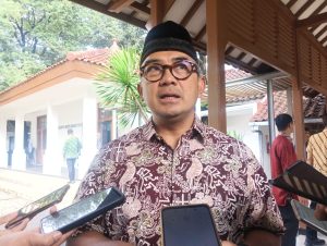 Jelang 100 Hari Kerja, Wali Kota Bandung Fokuskan Tangani Sampah dan PHK