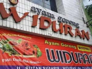 Ayam goreng widuran
