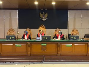 Majelis Hakim Pengadilan Negeri Bandung Tunda Sidang Lisa Mariana Vs Ridwan Kamil