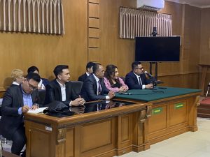 Sidang Pertama Lisa Mariana dan Eks Gubernur Jabar Ridwan Kamil Tergugat Belum Muncul