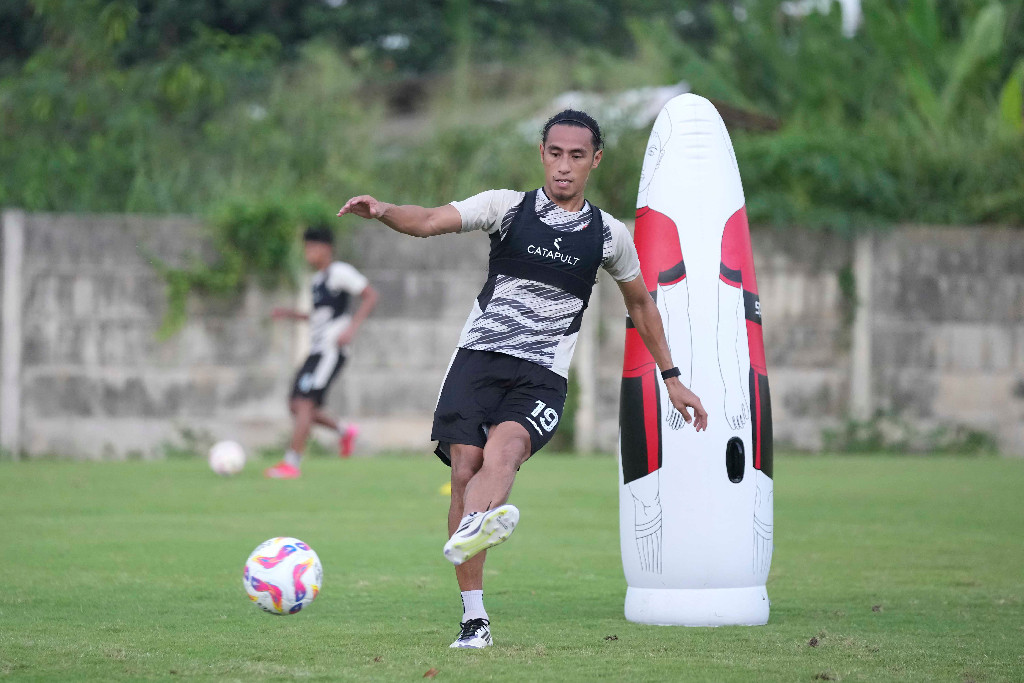 Persija Bidik Posisi 4 Besar, Hanif Sjahbandi Bertekad Maksimalkan Momentum