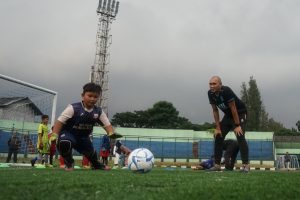 Komitmen Markus Horison Dalam Pengembangan Sepak Bola Indonesia