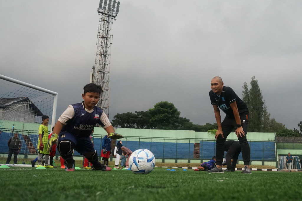 Komitmen Markus Horison Dalam Pengembangan Sepak Bola Indonesia