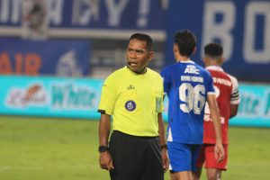 Persib Bandung Laporkan Gedion Dapaherang ke PSSI