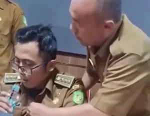 Camat sesak nafas