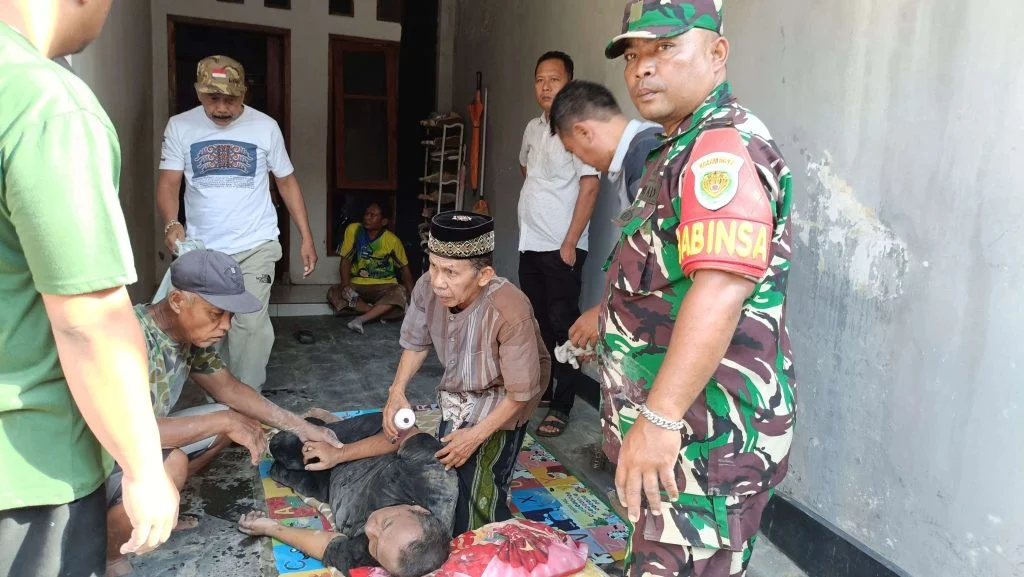 Rumah Majalengka Ambruk