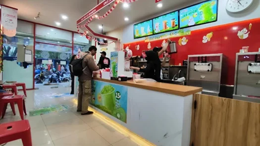 Strategi Komunikasi Mixue Majalaya: Menang di Hati Konsumen Lewat Humor dan Sentuhan Lokal