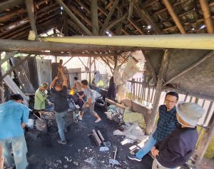 Fakultas Komunikasi dan Ilmu Sosial Telkom University Dorong Digitalisasi Promosi Wisata Desa Sugihmukti Lewat Produksi Video Profil