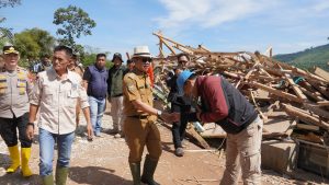 Kang DS Tinjau Lokasi Longsor Nagreg