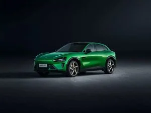 XIAOMI SU7