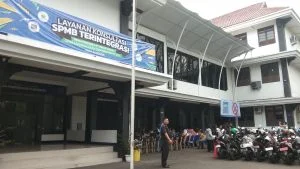 SMPB Kota Bandung Terapkan Sistem Seleksi Berdasarkan Domisili
