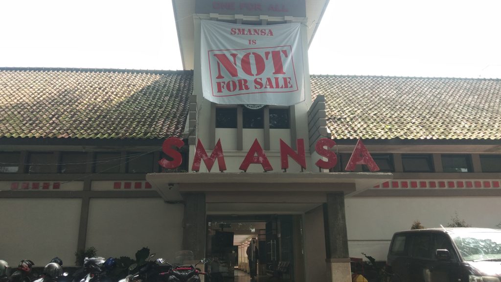 Dukungan Mengalir, SMANSA Bandung Hadapi Proses Hukum, Para Alumni Siap Dampingi