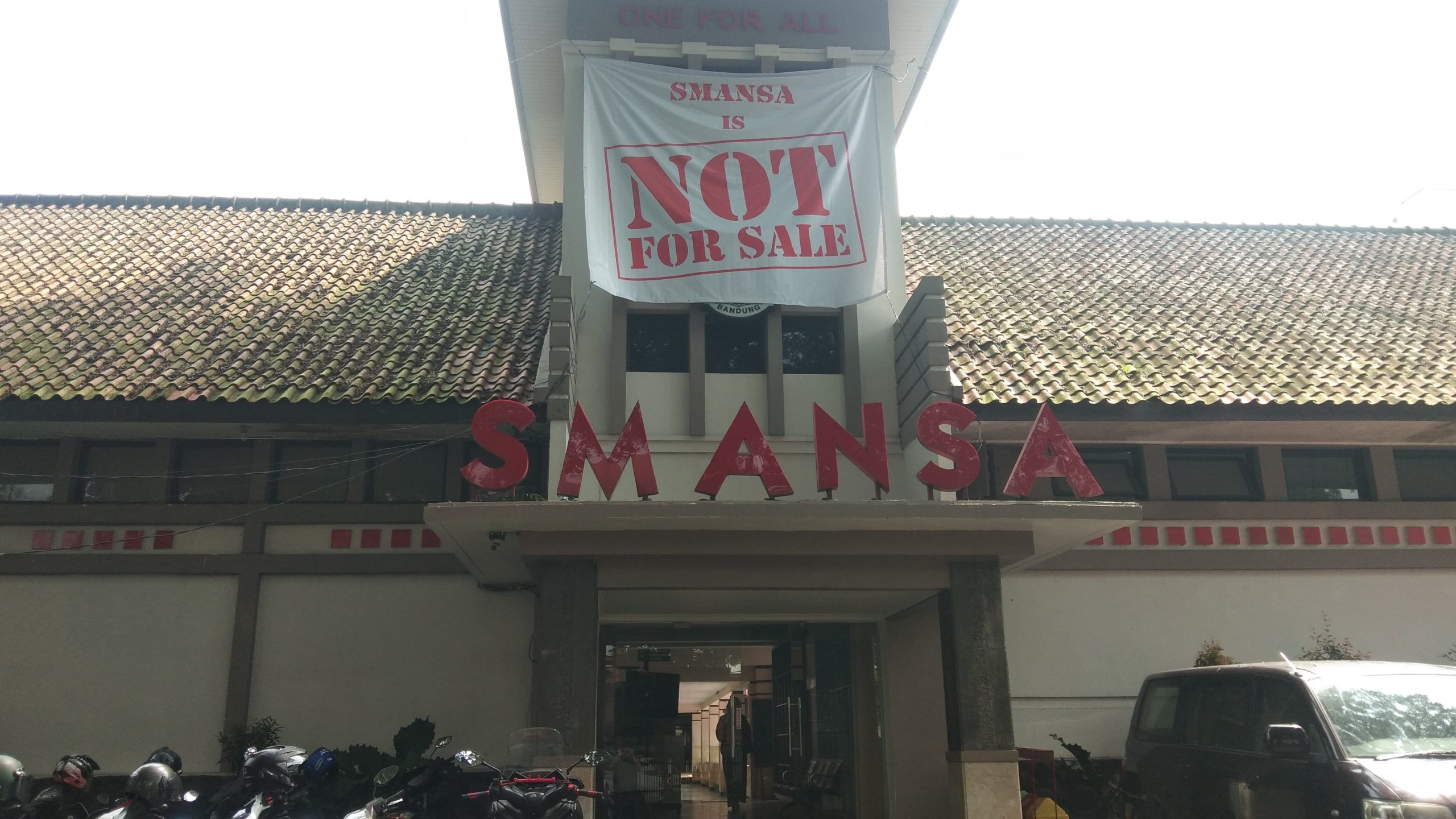 Dukungan Mengalir, SMANSA Bandung Hadapi Proses Hukum, Para Alumni Siap Dampingi