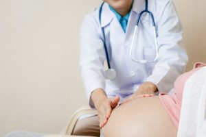dokter umum lakukan caesar