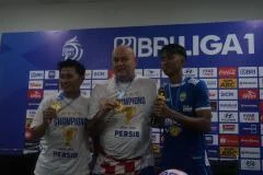 Daftar Lengkap Peraih Penghargaan Liga 1 2024/2025 