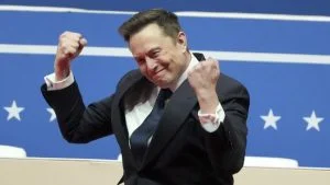 elon musk mundur