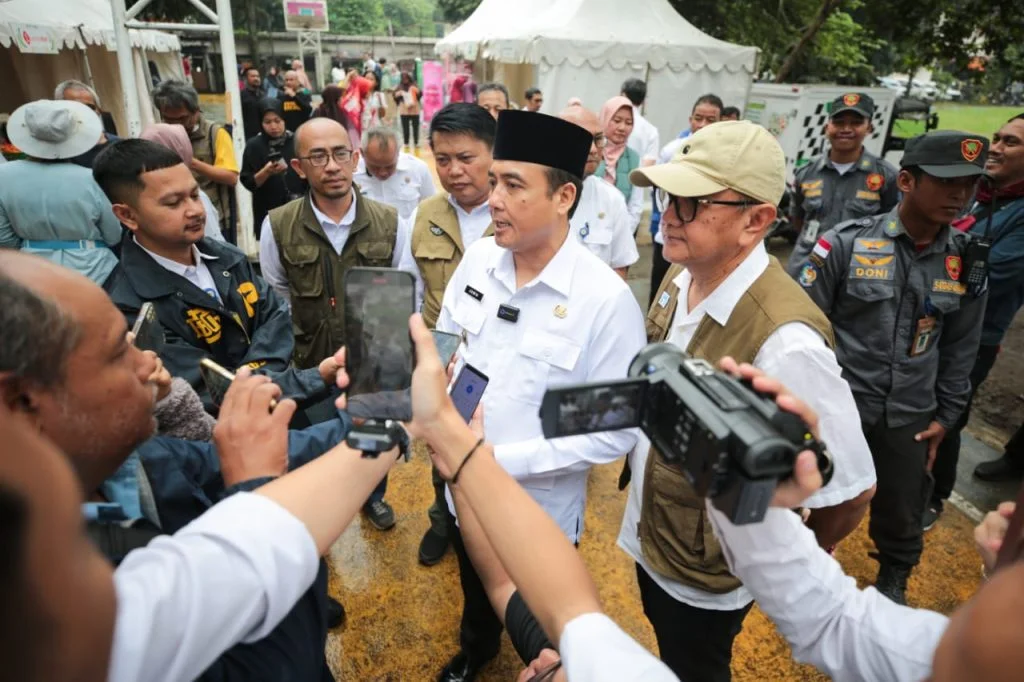 Temukan Penjual Minol di Kota Bandung, Laporkan ke Siaga 112