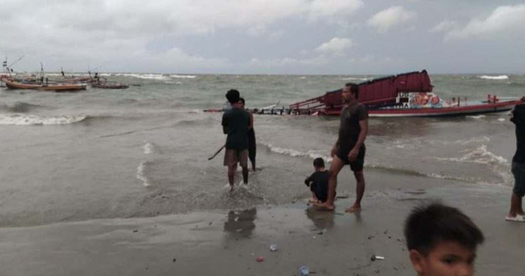 kecelakaan kapal pulau tikus
