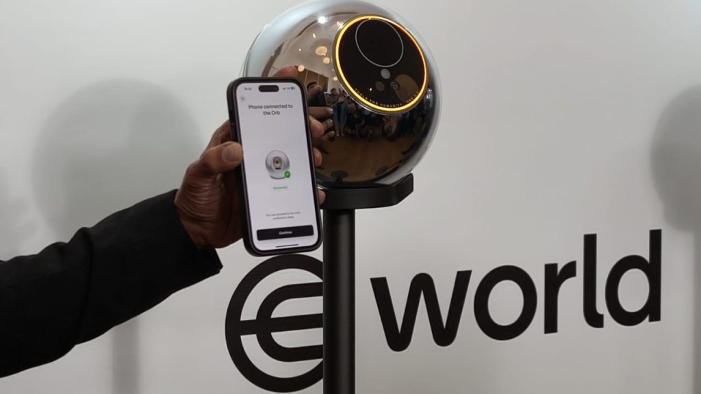 komdigi bekukan izin worldcoin dan worldID-1