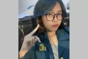 mahasiswi itb