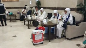 pasangan jemaah haji terpisah