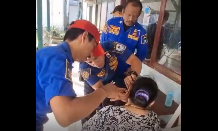Damkar Lebak Lepaskan Anting - Instagram Info Rangkasbitung