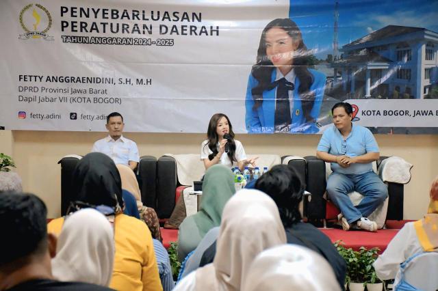Fetty Anggraenidini