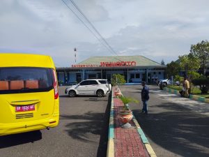 Gunung Ile Lewotolok erupsi